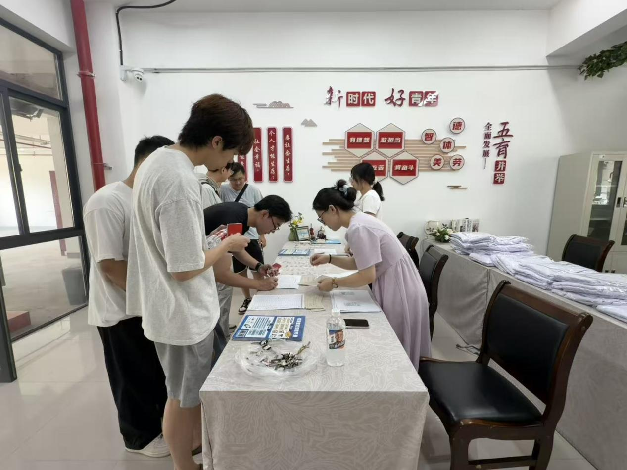 『附一青衿』福建医科大学第一临床医学院完成2026级专硕迎新报到工作