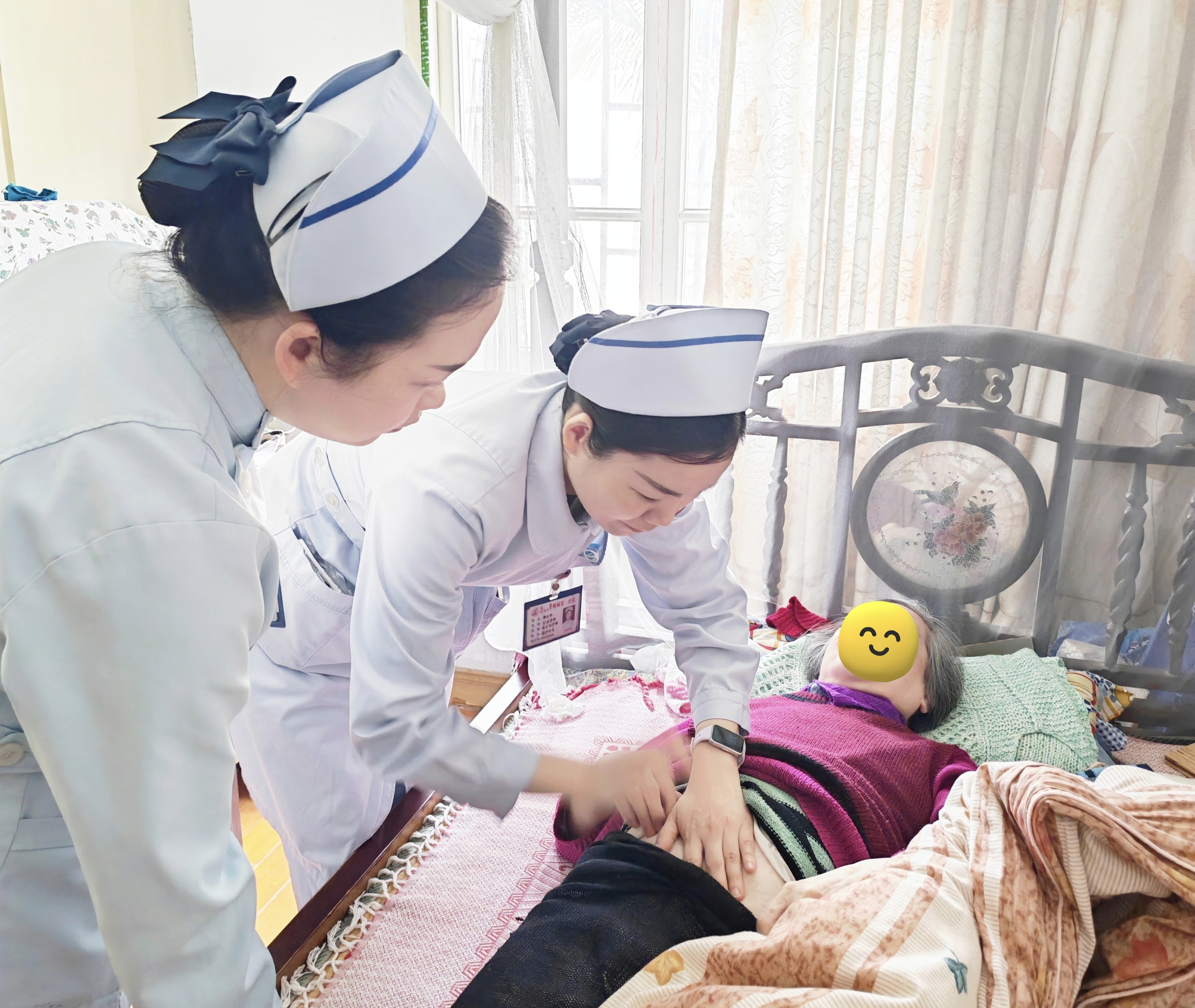 守护老年安全 共筑健康晚年 ——福医附一医院护理科普周系列活动走进牡丹社区 守护老年安全 共筑健康晚年 ——福医附一医院护理科普周系列活动走进牡丹社区
