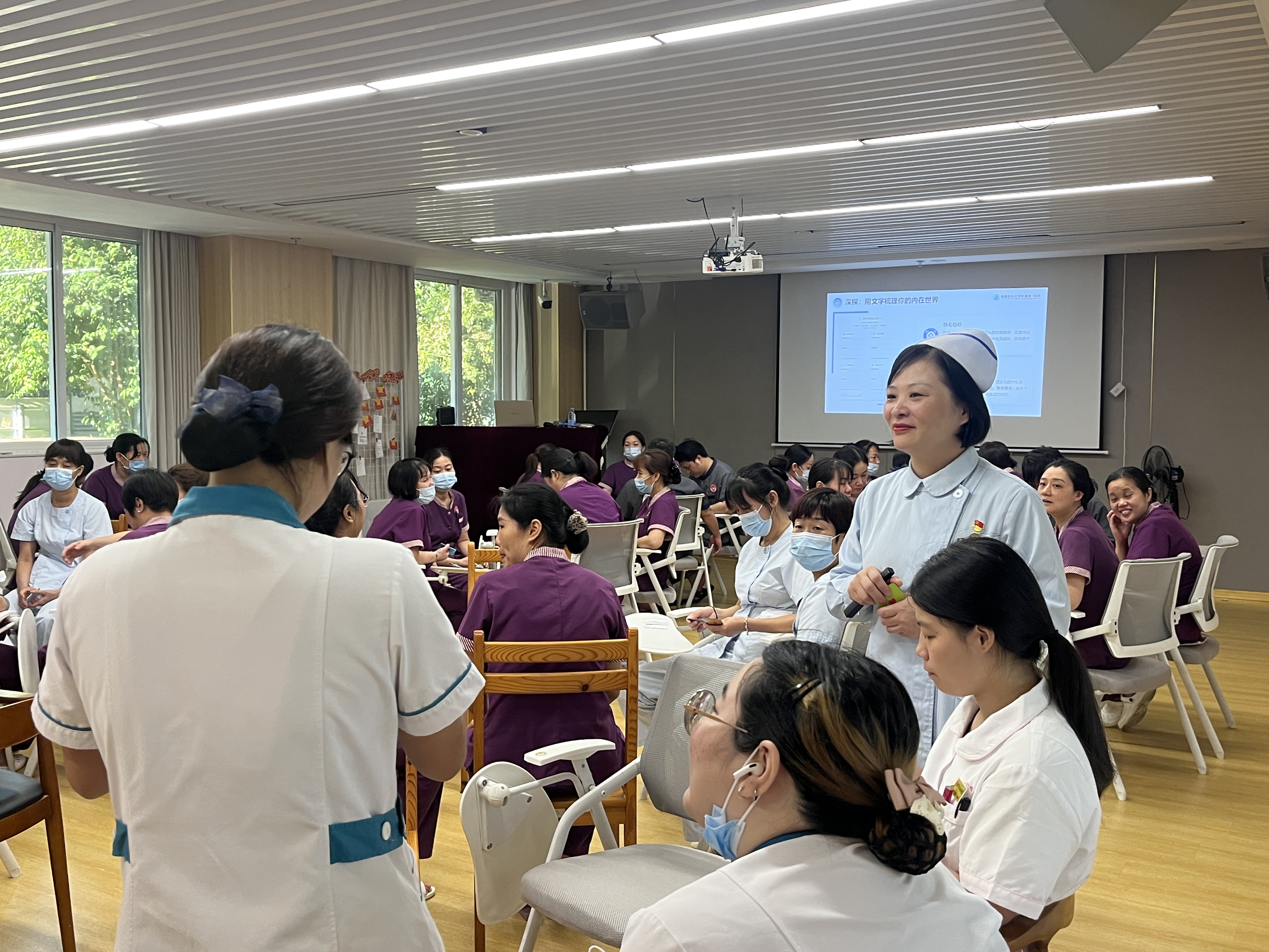 安全照护，伴您一生 世界患者安全日，附一医院暖心送医进福州市社会福利院