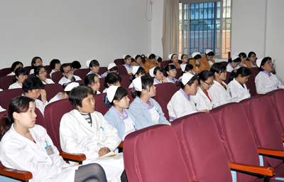 体检中心组织开展业务学习 体检中心组织开展业务学习