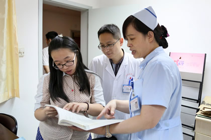 省卫生计生委安全生产督察组领导莅临我院检查督导 省卫生计生委安全生产督察组领导莅临我院检查督导