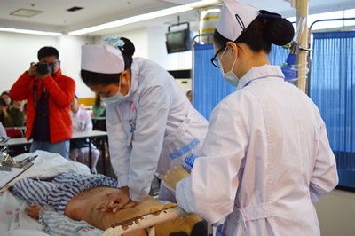 我院举办第二届护理实习生抢救应急技能竞赛