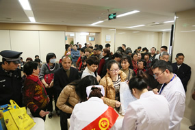 我院协办的2016年全国CHJS人工关节感染基础与临床学习班暨关节假体周围感染专题讨论会在福建龙岩顺利举行 我院协办的2016年全国CHJS人工关节感染基础与临床学习班暨关节假体周围感染专题讨论会在福建龙岩顺利举行