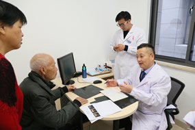 我院协办的2016年全国CHJS人工关节感染基础与临床学习班暨关节假体周围感染专题讨论会在福建龙岩顺利举行 我院协办的2016年全国CHJS人工关节感染基础与临床学习班暨关节假体周围感染专题讨论会在福建龙岩顺利举行