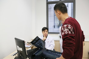 我院协办的2016年全国CHJS人工关节感染基础与临床学习班暨关节假体周围感染专题讨论会在福建龙岩顺利举行 我院协办的2016年全国CHJS人工关节感染基础与临床学习班暨关节假体周围感染专题讨论会在福建龙岩顺利举行