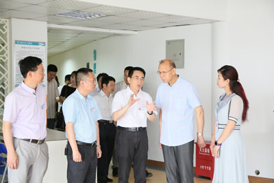 民政部、国家卫计委、工信部领导联合莅临我院护养中心督导调研