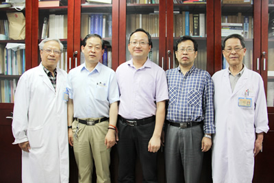 国家级病理学家莅临我院参观指导 国家级病理学家莅临我院参观指导