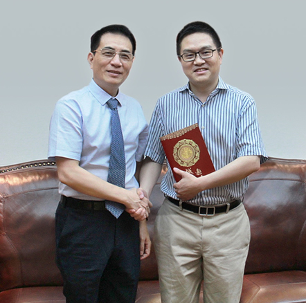 『高水平医院建设系列报道』创新帮扶新模式 激发发展新动力--福建医大附一医院代表团赴复旦大学附属华山医院参访 『高水平医院建设系列报道』创新帮扶新模式 激发发展新动力--福建医大附一医院代表团赴复旦大学附属华山医院参访