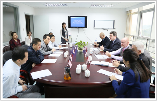 英国驻广州总领事馆及盖茨黑德伊丽莎白王后健康NHS基金会参访团一行到我院洽谈国际合作项目 英国驻广州总领事馆及盖茨黑德伊丽莎白王后健康NHS基金会参访团一行到我院洽谈国际合作项目