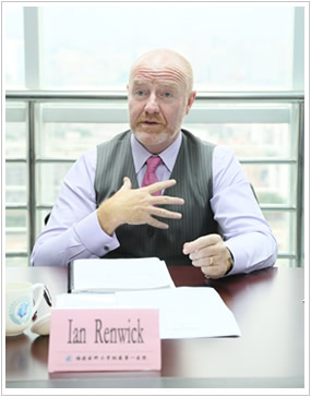 英国驻广州总领事馆及盖茨黑德伊丽莎白王后健康NHS基金会参访团一行到我院洽谈国际合作项目 英国驻广州总领事馆及盖茨黑德伊丽莎白王后健康NHS基金会参访团一行到我院洽谈国际合作项目