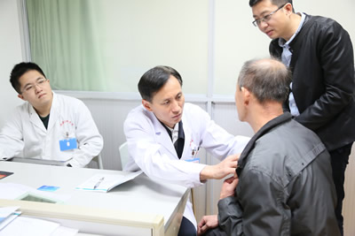 福建医科大学附属第一医院整形外科引进朱世泽教授开展医教研工作 福建医科大学附属第一医院整形外科引进朱世泽教授开展医教研工作