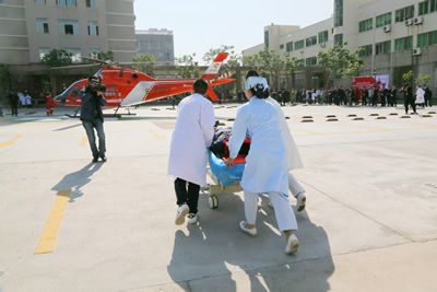 『高水平医院建设系列报道』福建医科大学附属第一医院开展福建省首次医联体跨区域成员单位患者空中120转运演练 『高水平医院建设系列报道』福建医科大学附属第一医院开展福建省首次医联体跨区域成员单位患者空中120转运演练