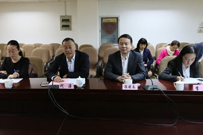 国务院医改办基线调研组到我院视察综合医改工作 国务院医改办基线调研组到我院视察综合医改工作