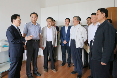 全国政协社会和法制委员会专题调研组莅临我院护养中心调研指导工作 全国政协社会和法制委员会专题调研组莅临我院护养中心调研指导工作