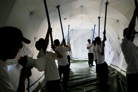 三伏酷暑战高温 应急救援练“强兵”--我院省级紧急医学救援三队开展自然灾害应急救援演练 三伏酷暑战高温 应急救援练“强兵”--我院省级紧急医学救援三队开展自然灾害应急救援演练