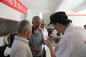 三伏酷暑战高温 应急救援练“强兵”--我院省级紧急医学救援三队开展自然灾害应急救援演练 三伏酷暑战高温 应急救援练“强兵”--我院省级紧急医学救援三队开展自然灾害应急救援演练