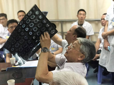 『高水平医院建设系列报道』周良辅院士莅临我院神经外科指导疑难病例讨论 『高水平医院建设系列报道』周良辅院士莅临我院神经外科指导疑难病例讨论