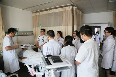 第一临床医学院顺利完成临床医学专业认证 第一临床医学院顺利完成临床医学专业认证