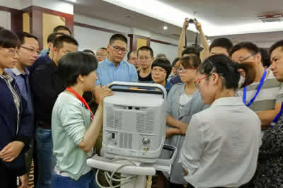 我院主办第十三期福建省实用急救新技术新进展学习班