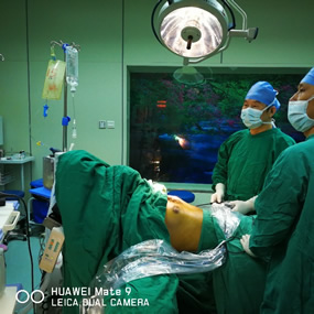 也门手汗症患者万里求医我院胸外科专家手到病除