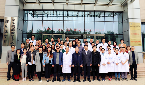 南昌大学师生到我校进行大学生临床技能竞赛学习交流