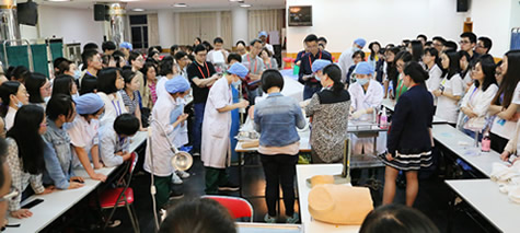 第一临床医学院代表福建医科大学参加第九届全国高等医学院校大学生临床技能竞赛总决赛荣获三等奖 第一临床医学院代表福建医科大学参加第九届全国高等医学院校大学生临床技能竞赛总决赛荣获三等奖