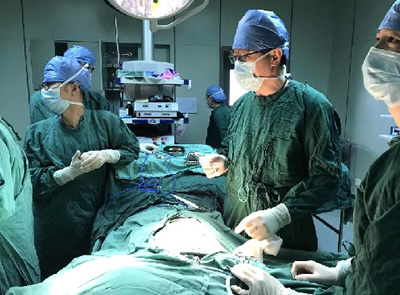 CBCS吴炅教授应邀到我院开展乳腺癌MDT大查房系列工作