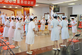 我院护理部主办福建省首届护理职业素养培训班 我院护理部主办福建省首届护理职业素养培训班