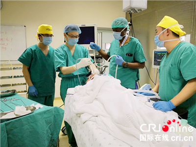 『援非事迹』中国援博茨瓦纳医疗队:医疗队队员既是医者又是使者(节选) 『援非事迹』中国援博茨瓦纳医疗队:医疗队队员既是医者又是使者(节选)