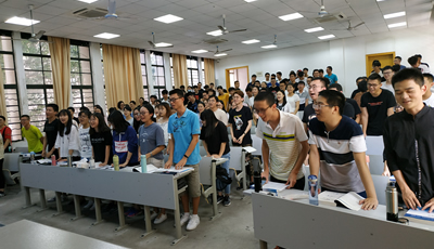 爱吾师  谢师恩  颂师德——记第一临床医学院2015级医学生庆祝教师节活动