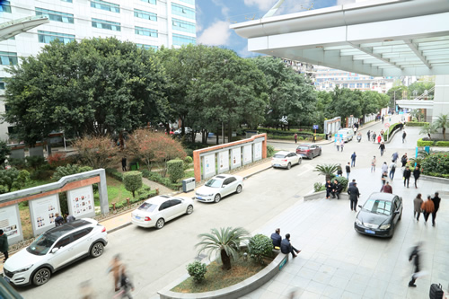 载史长廊映初心 无声文化践使命 我院美丽院区精品文化工程——医院文化长廊精彩绽放 载史长廊映初心 无声文化践使命 我院美丽院区精品文化工程——医院文化长廊精彩绽放