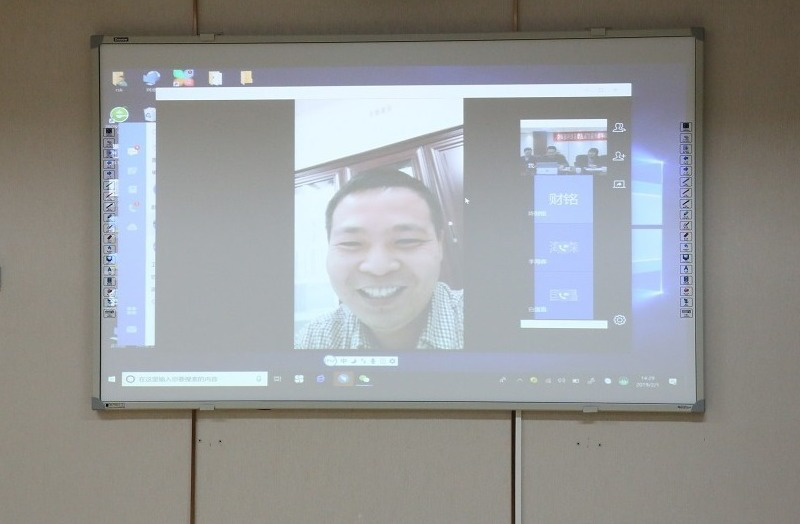 『附一风貌』节前慰问送祝福  深情关怀暖人心