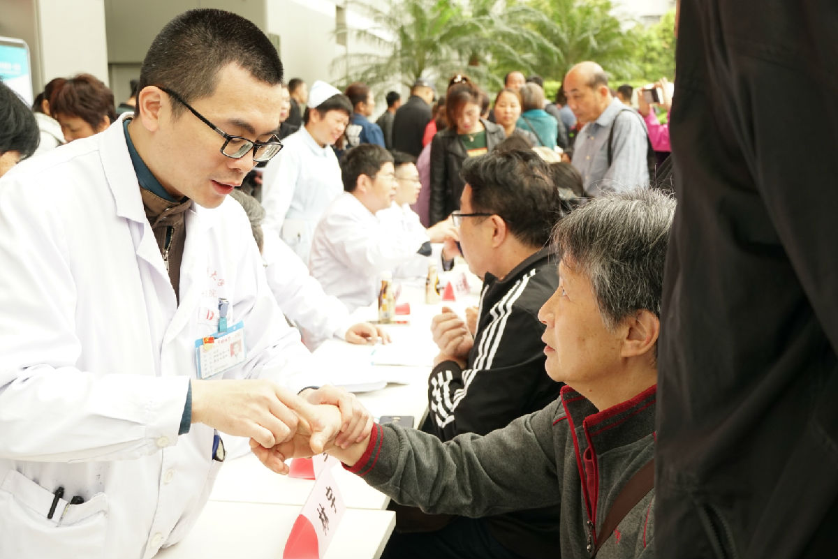 嗅觉减退可能是帕金森病最早期症状！