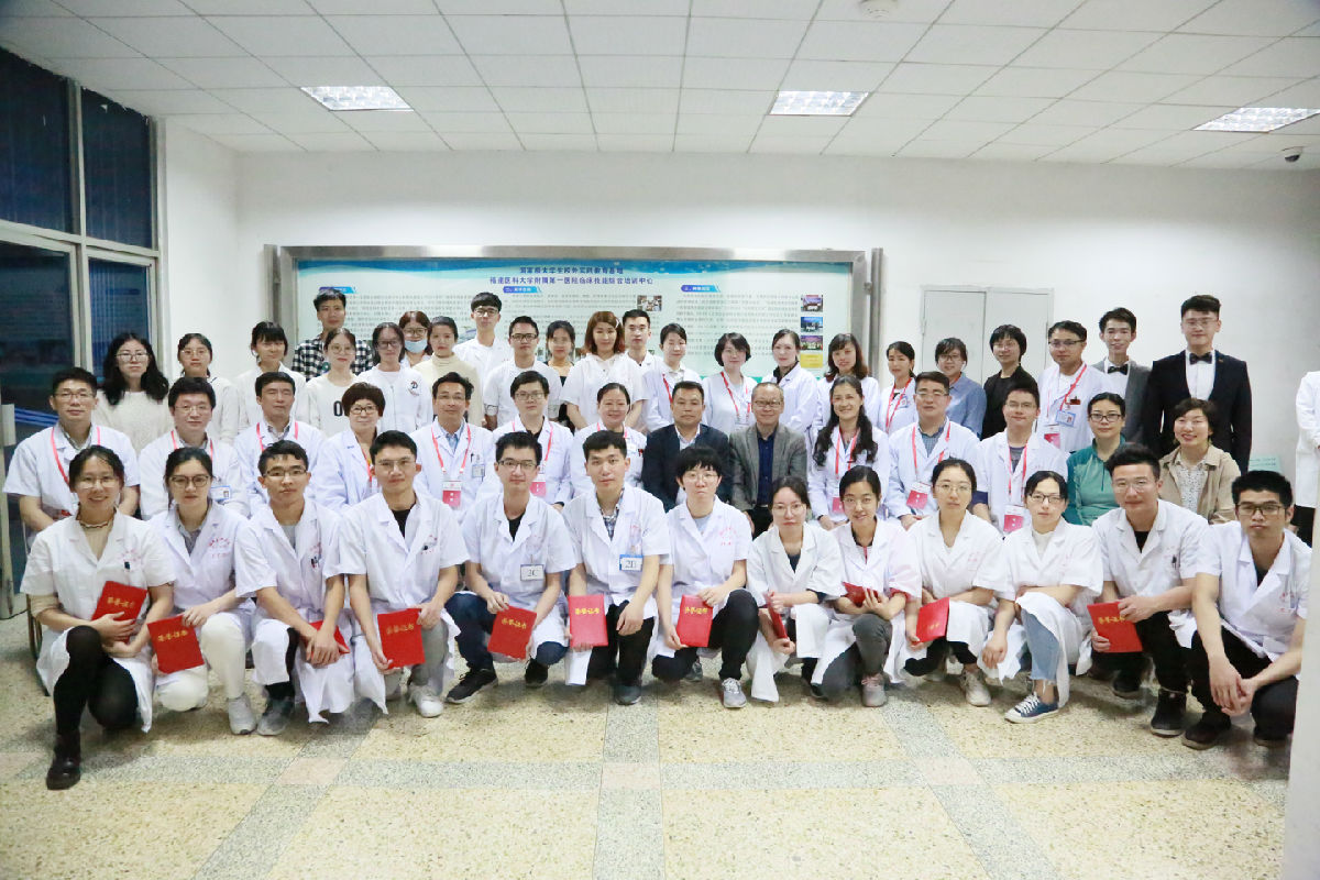 第一临床医学院举办第十六届临床知识技能竞赛
