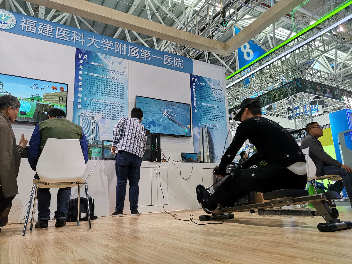 我院参加数字中国建设峰会  康德智院长接受央视采访