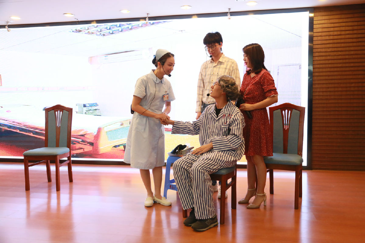 书香润泽心灵  雅言启迪人生 附一文化节之护理篇章