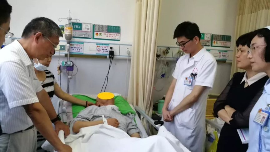 康复学专家励建安院士莅临我院指导工作