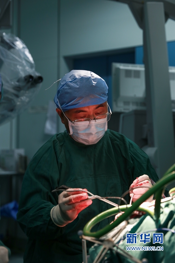 【媒体看附一】外科楼里的15个小时