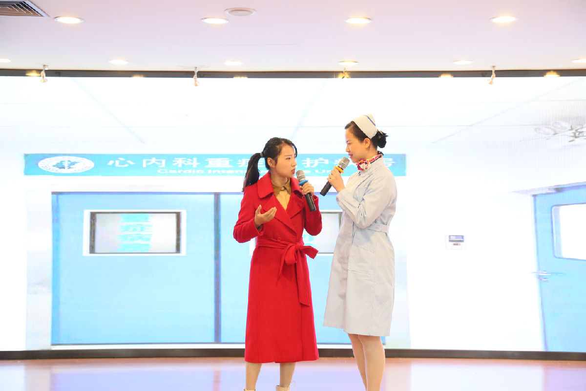 塑职业形象 促学科发展 创满意医院——护理部召开“2019年护士职业礼仪决赛暨护理年终表彰大会”