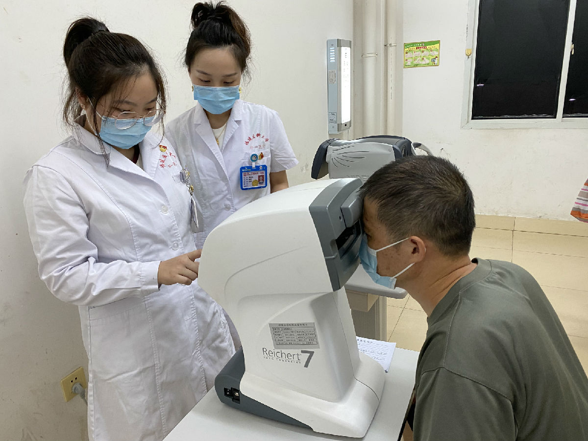 『附一党建』医疗服务到明溪 红医精神润心——我院眼科、产科、妇科党支部联合开展“重走附一路”暨党员志愿服务八闽行活动 『附一党建』医疗服务到明溪 红医精神润心——我院眼科、产科、妇科党支部联合开展“重走附一路”暨党员志愿服务八闽行活动