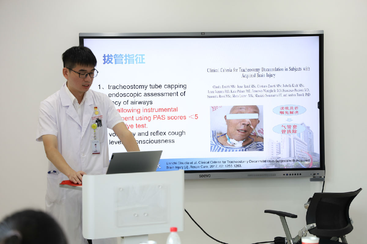 『附一党建』不忘来时路 坚守附一心——康复高压氧党支部开展“重走附一路”暨党员志愿服务八闽行活动 『附一党建』不忘来时路 坚守附一心——康复高压氧党支部开展“重走附一路”暨党员志愿服务八闽行活动