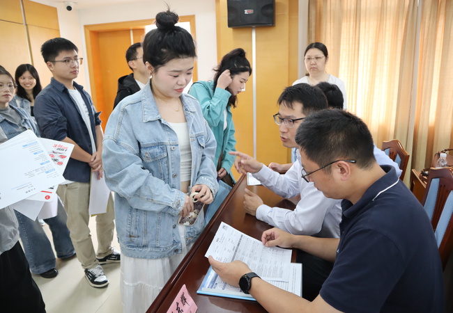 第一临床医学院“智慧启航”就业创业系列活动（一）暨“一站式”学生社区活动——南京大学医学院附属鼓楼医院招聘宣讲会